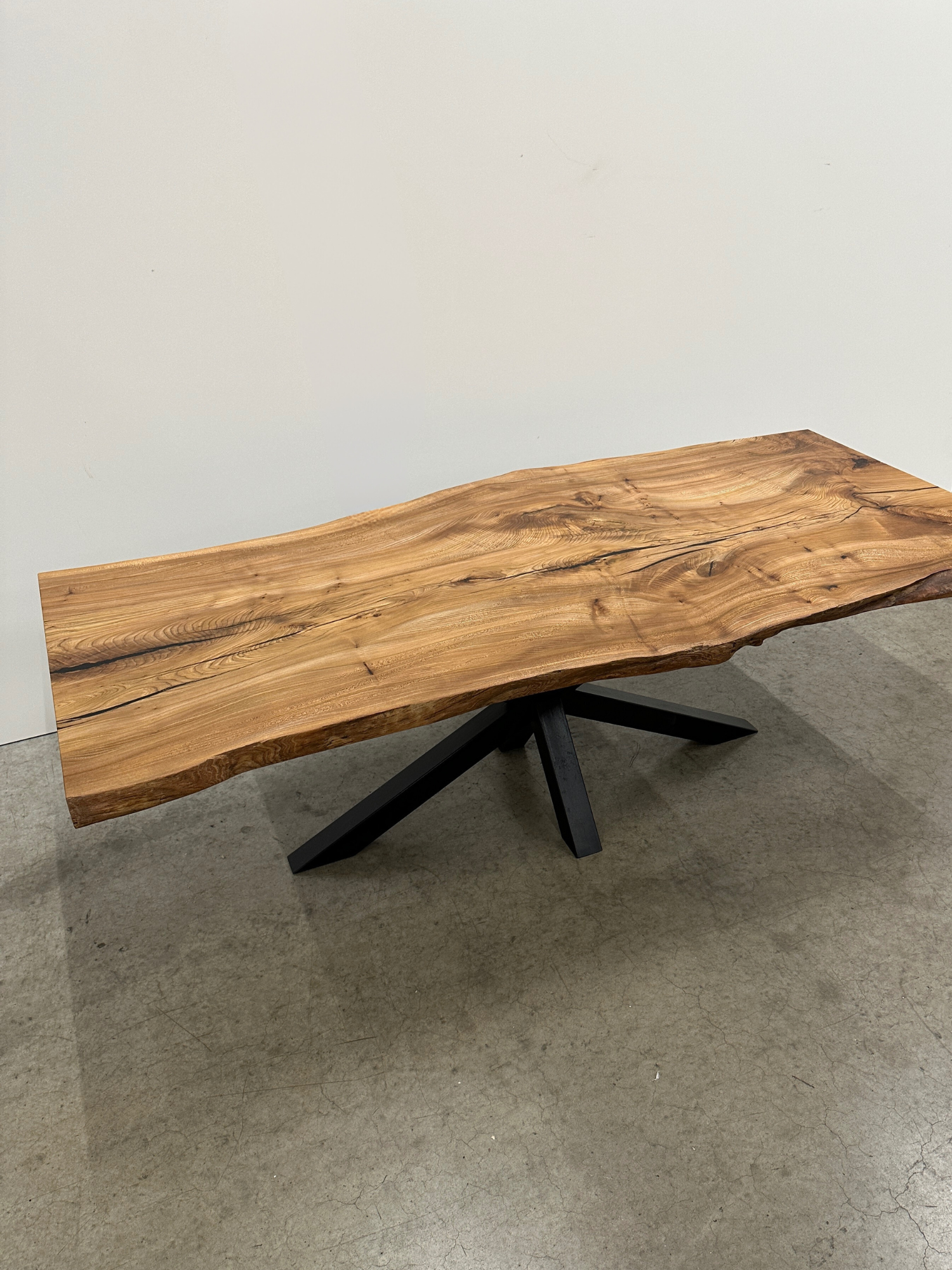 ELM DEN HAAG - T28 - 241 x 95-117x 5,5cm