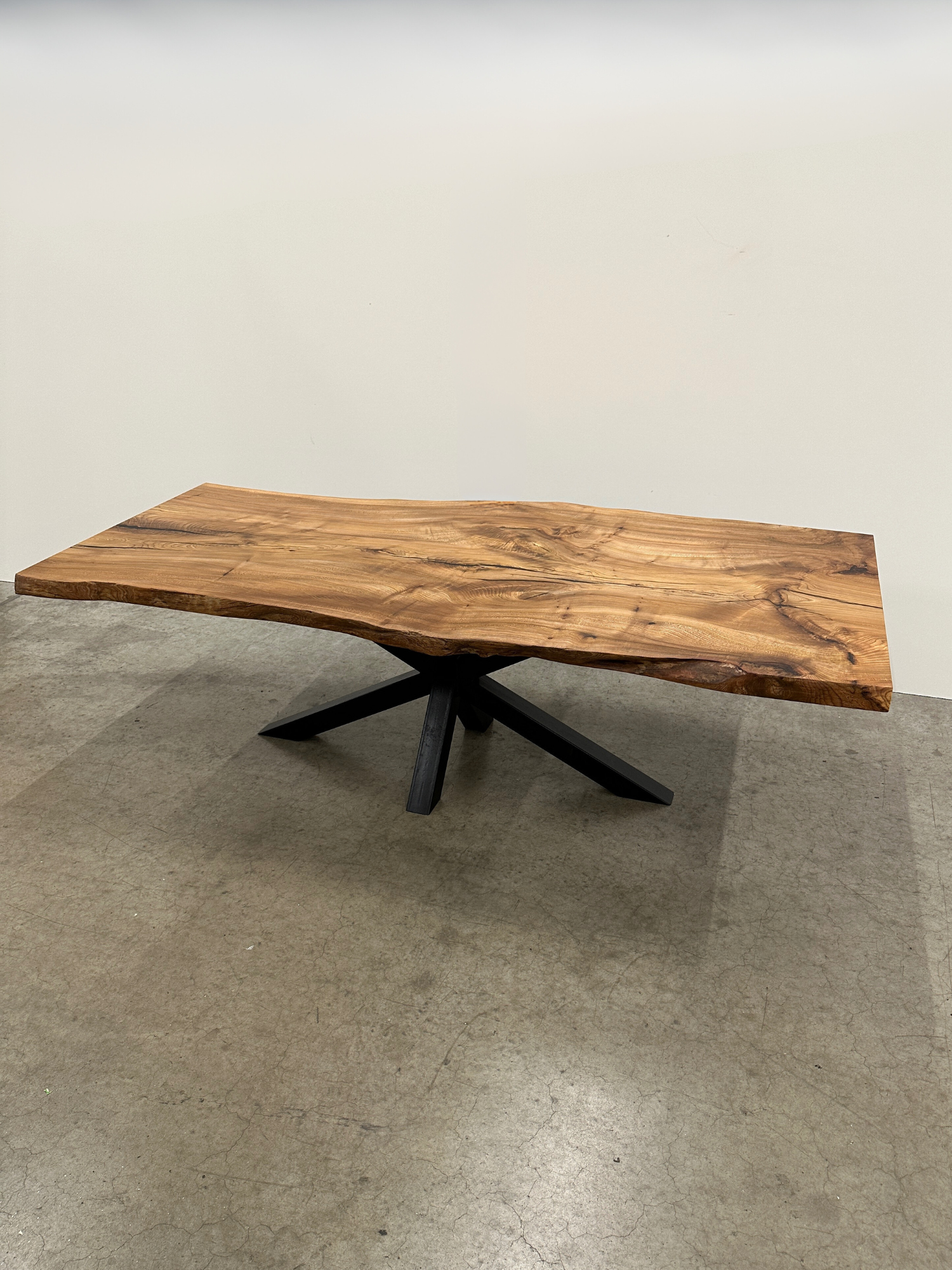 ELM DEN HAAG - T28 - 241 x 95-117x 5,5cm