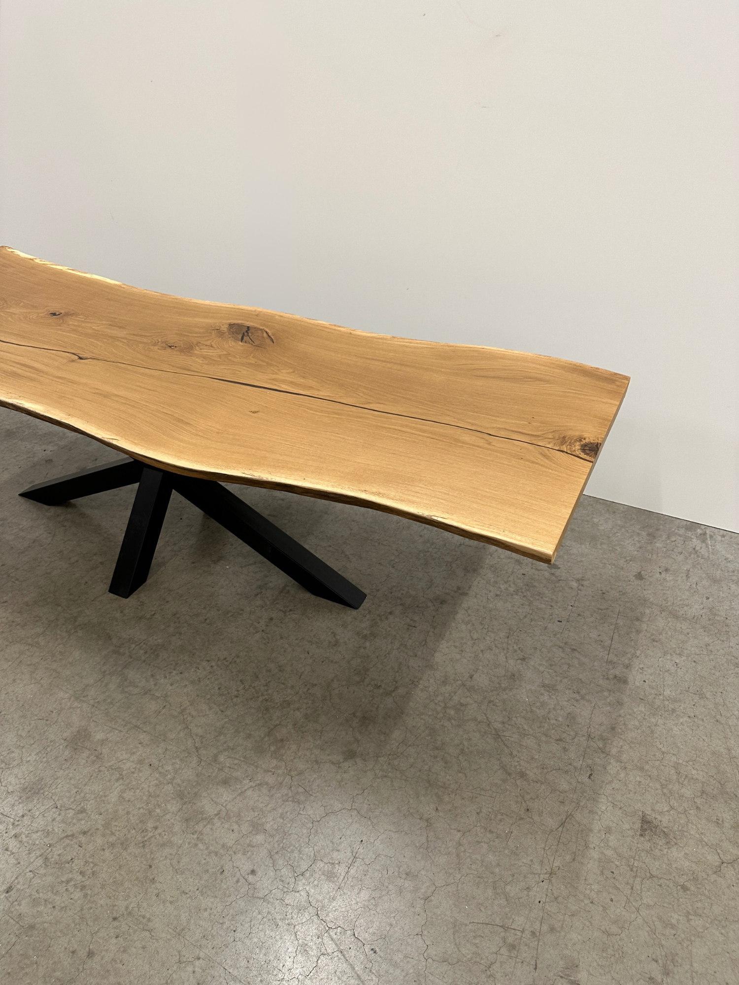 Solid wild Oak - T30 - 263 x 90-93 x 5cm