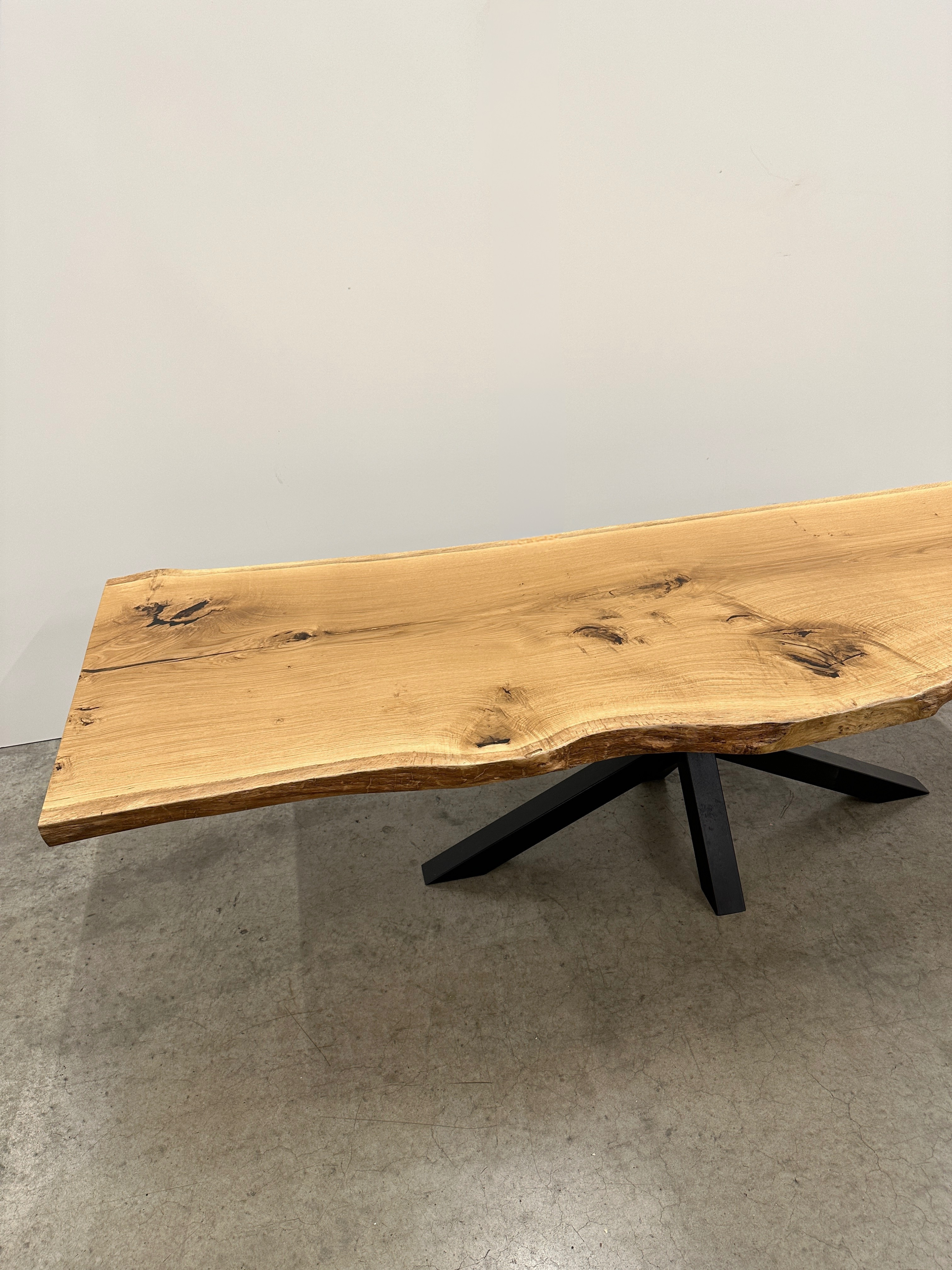 Solid wild Oak - T31 - 277 x 86-100 x 6,5cm