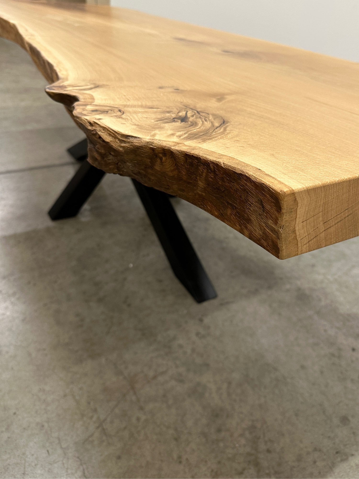 Solid WILD-BLACK-OAK - T14 - 270 x 82 x 90 x 7cm