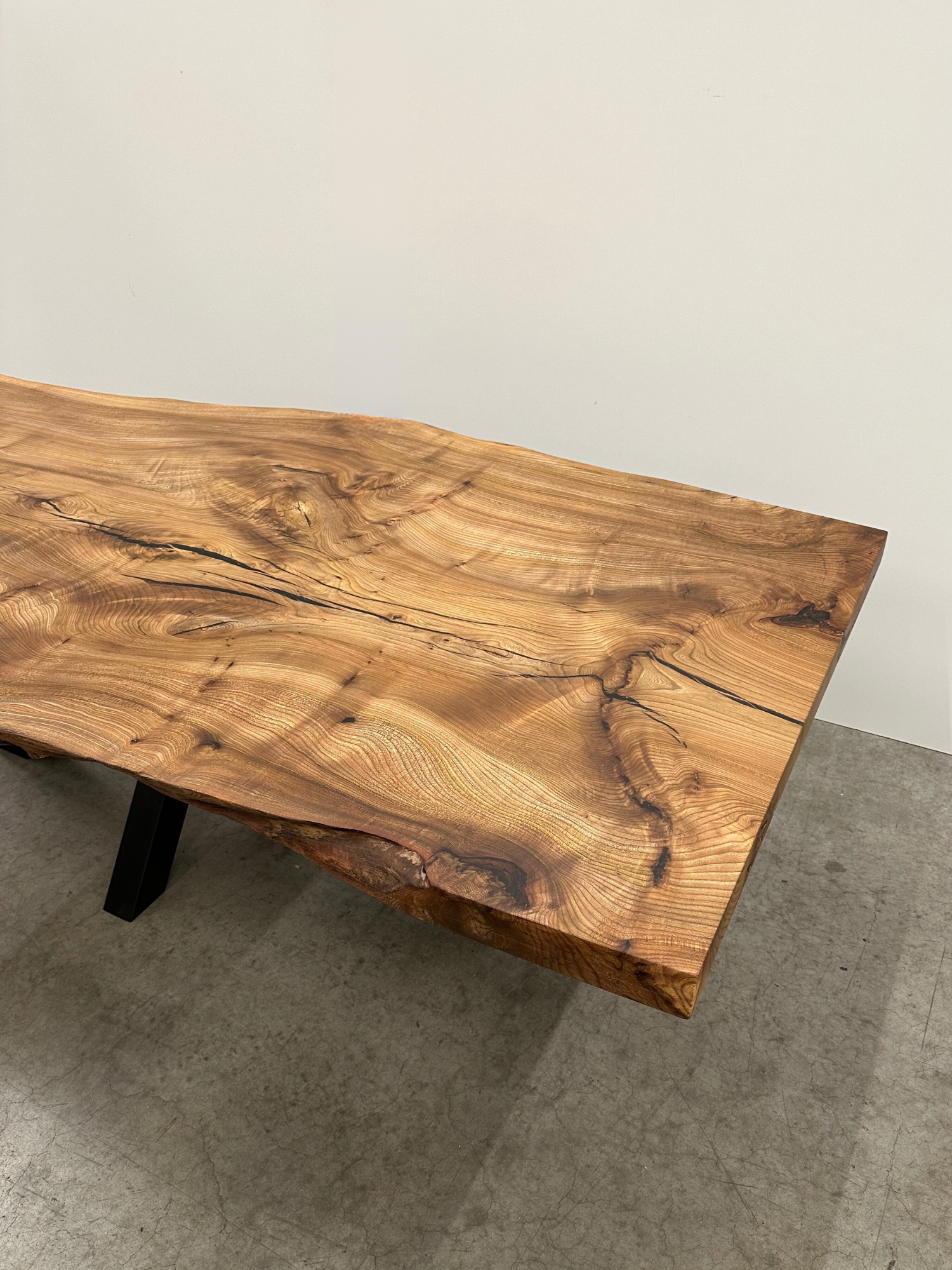 ELM DEN HAAG - T28 - 241 x 95-117x 5,5cm