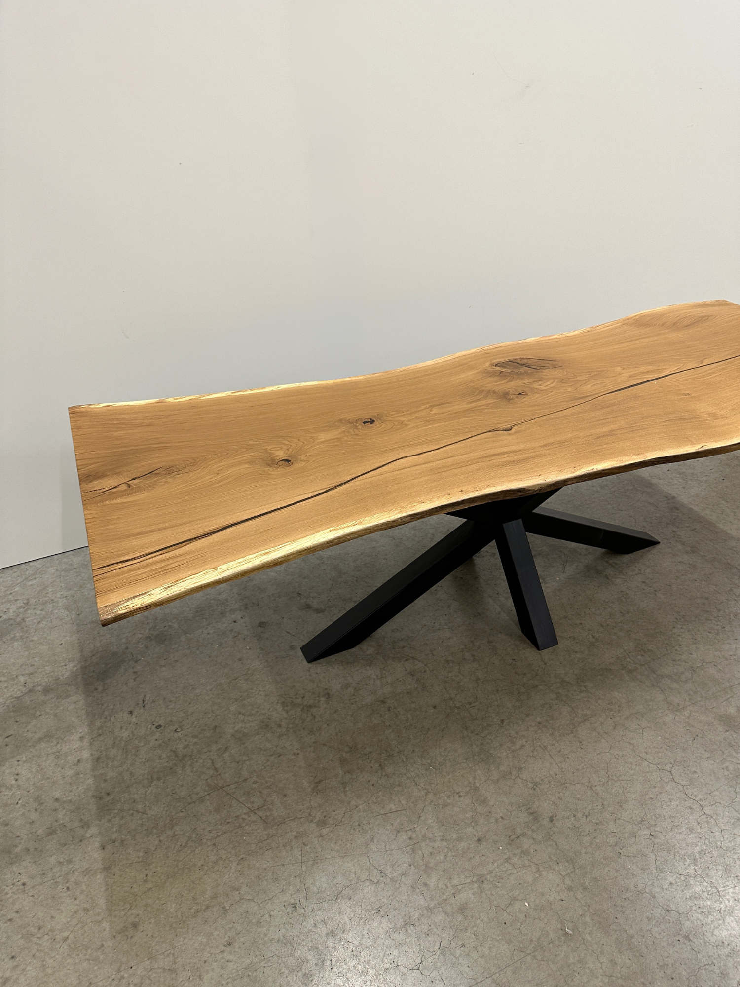 Solid wild Oak - T30 - 263 x 90-93 x 5cm