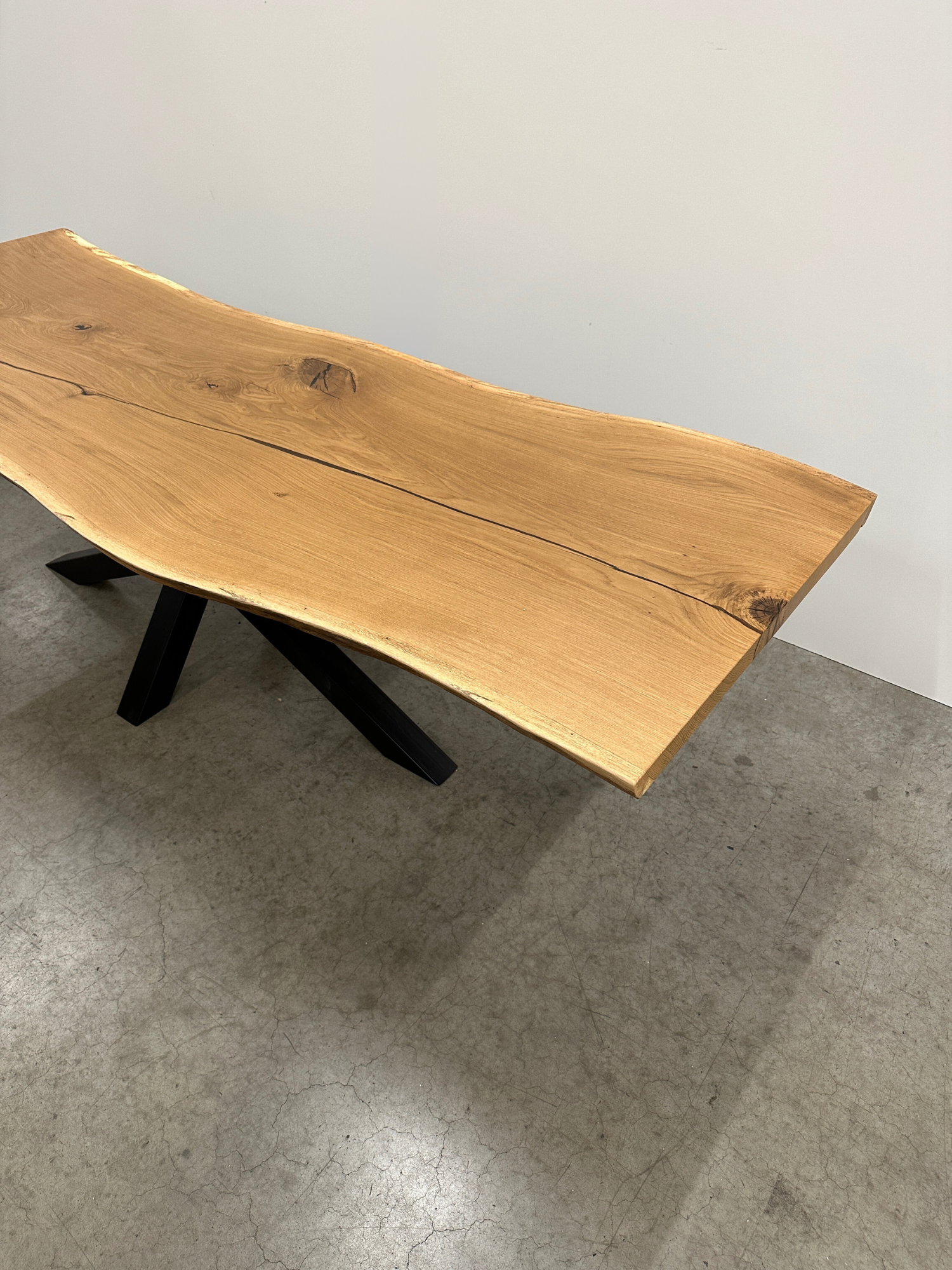 Solid wild Oak - T30 - 263 x 90-93 x 5cm