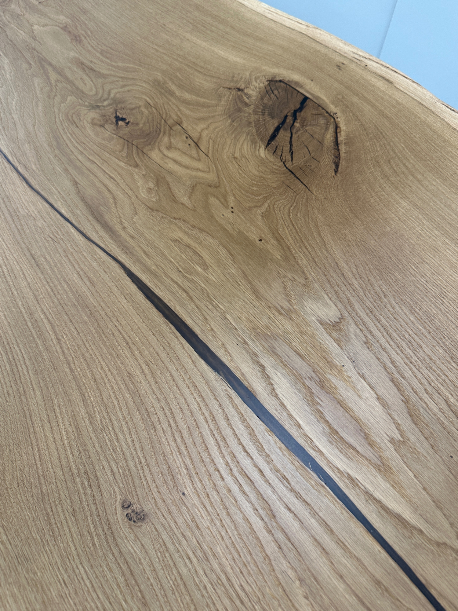 Solid wild Oak - T30 - 263 x 90-93 x 5cm