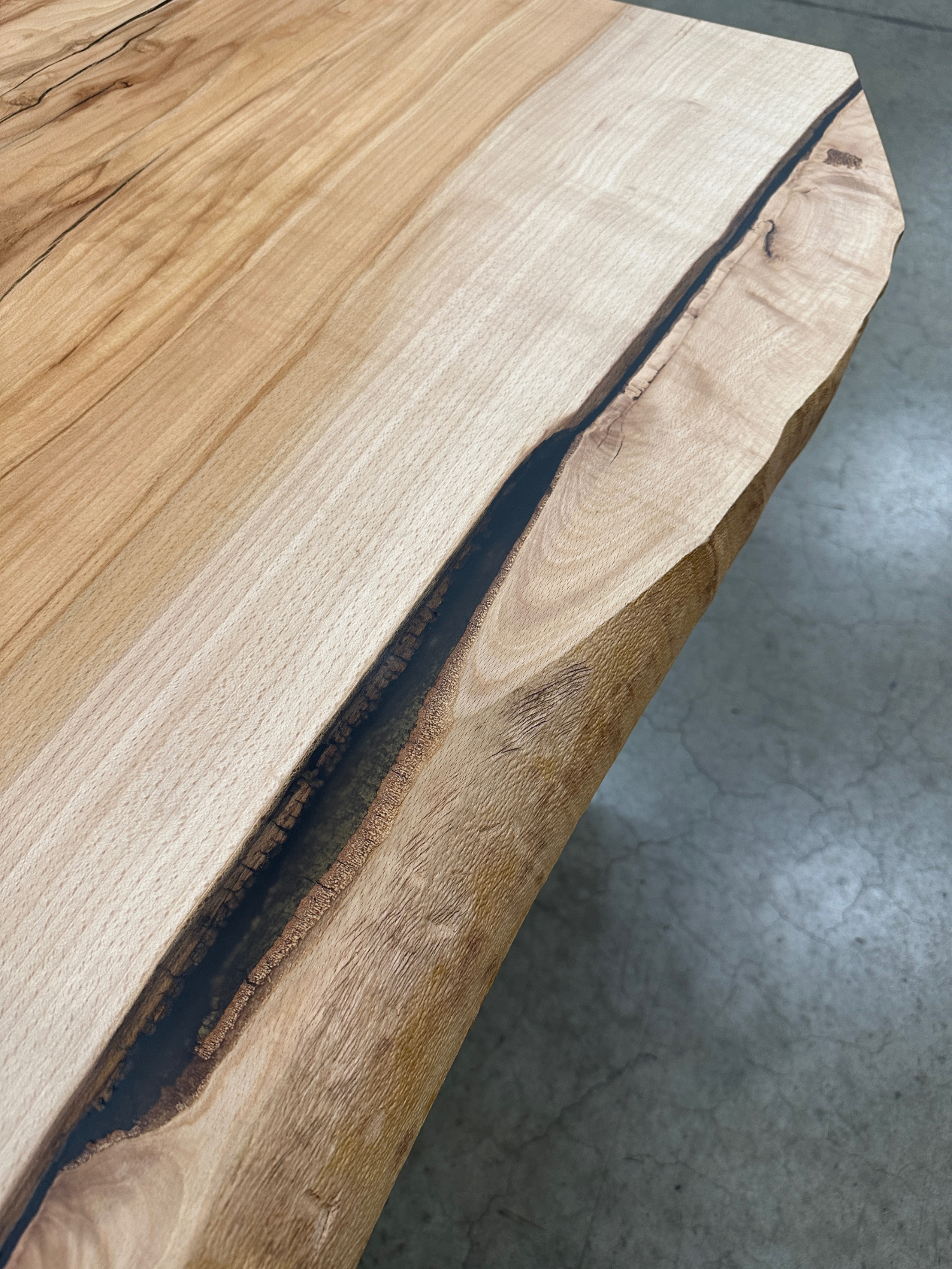 WILD-BEECH - T29 - 259 x 90-107 x 6,5cm