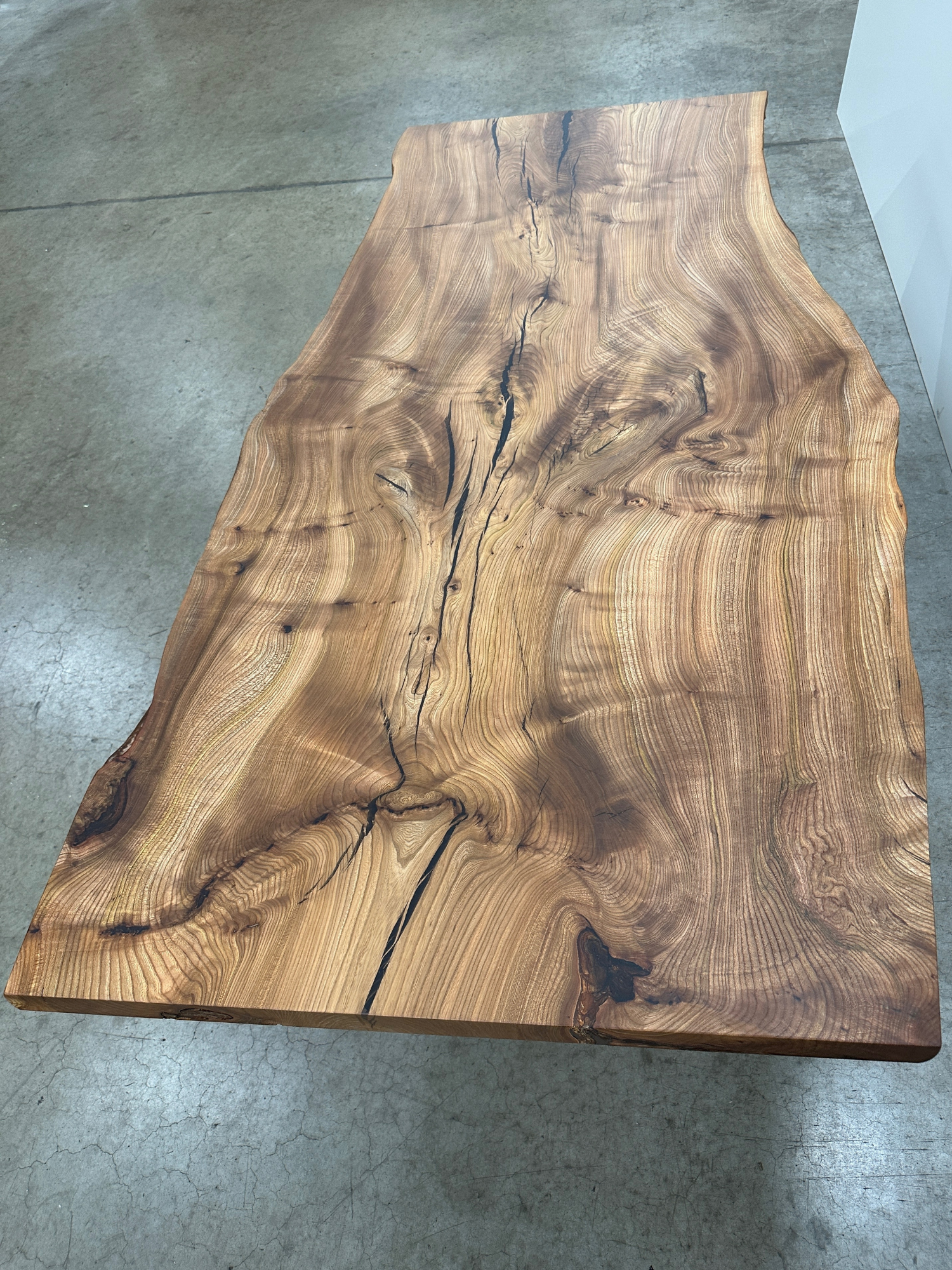 ELM DEN HAAG - T28 - 241 x 95-117x 5,5cm