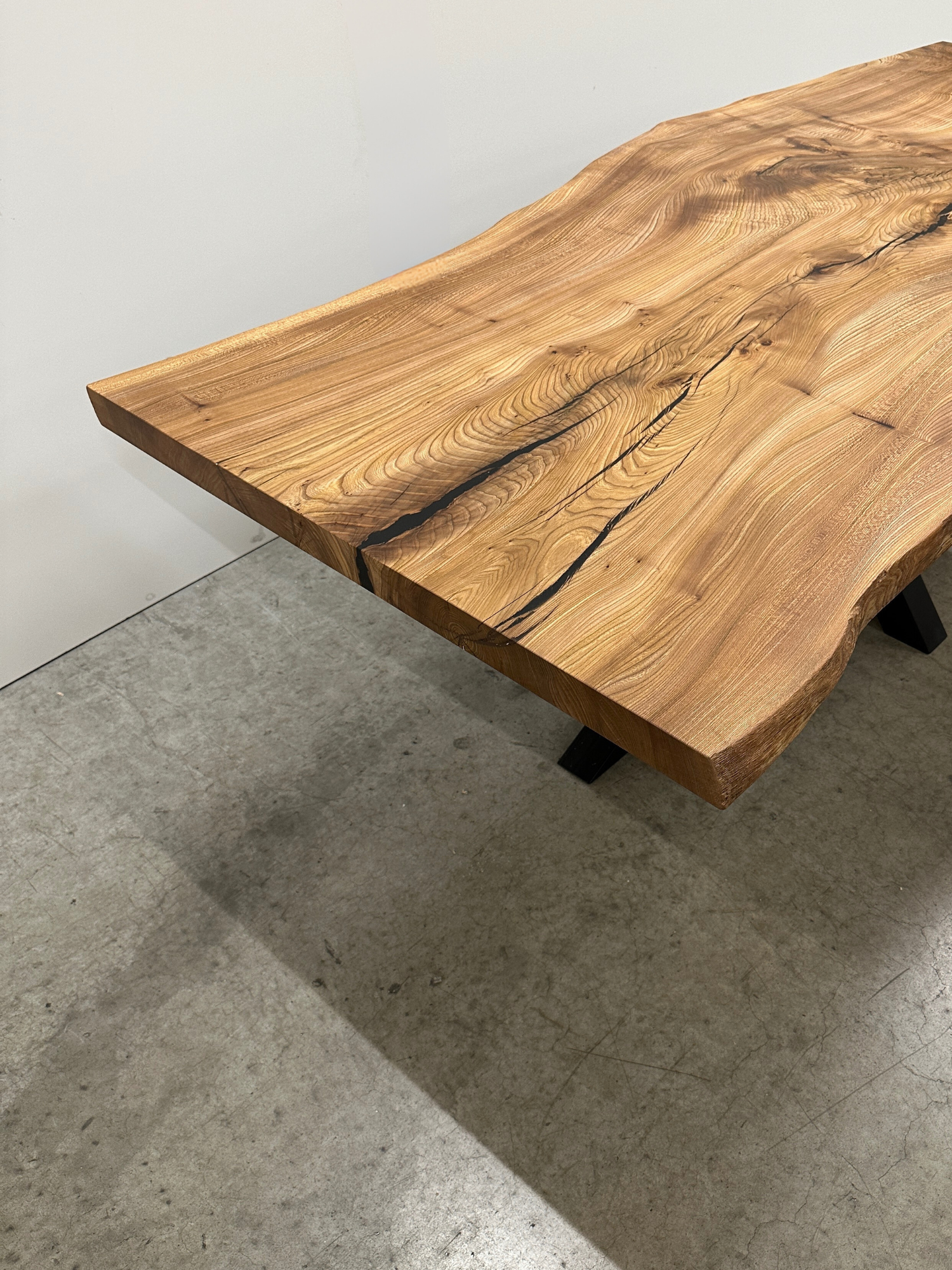 ELM DEN HAAG - T28 - 241 x 95-117x 5,5cm