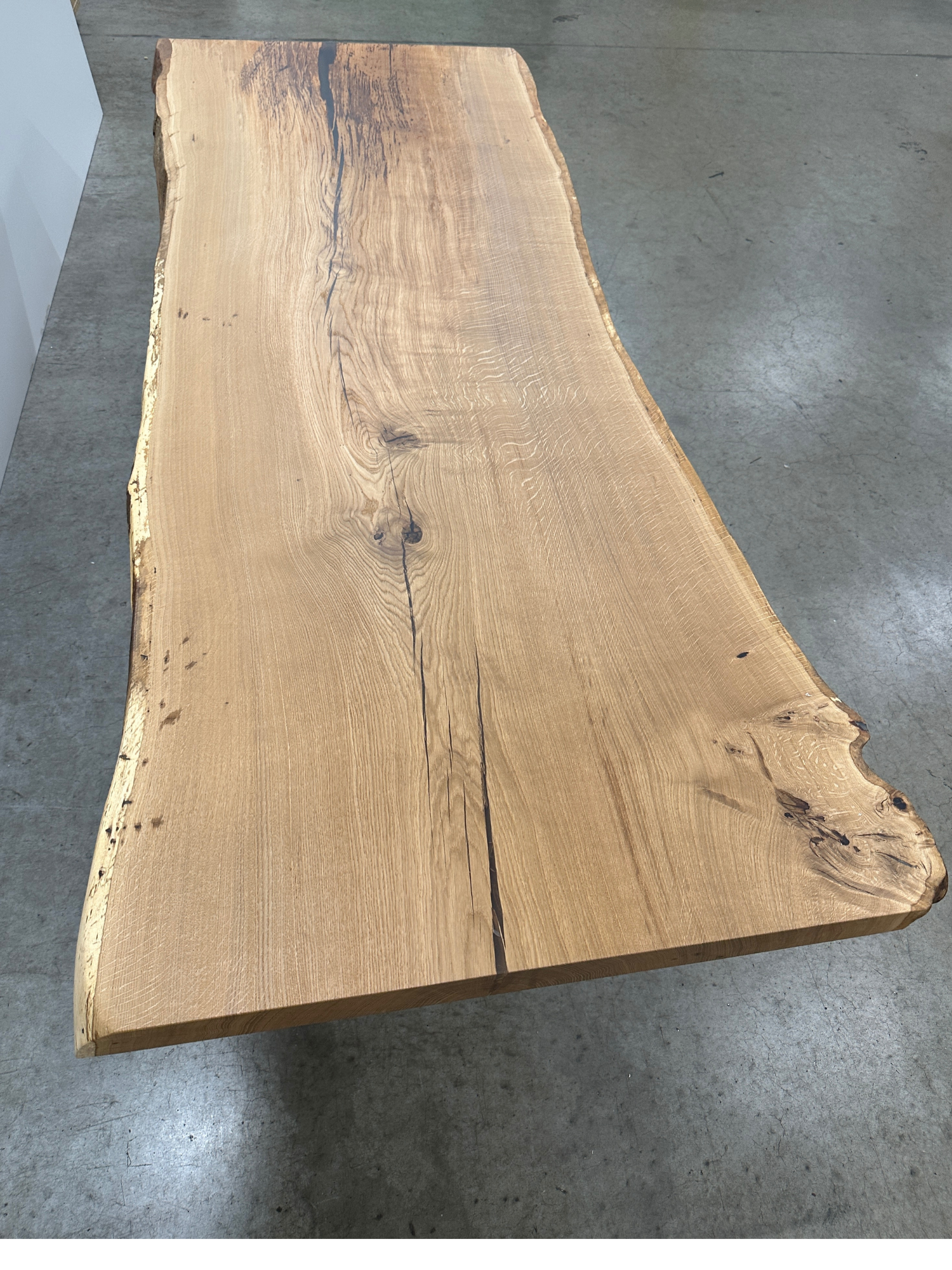 Roble silvestre macizo - T23 - 259 x 87-102 x 6 cm