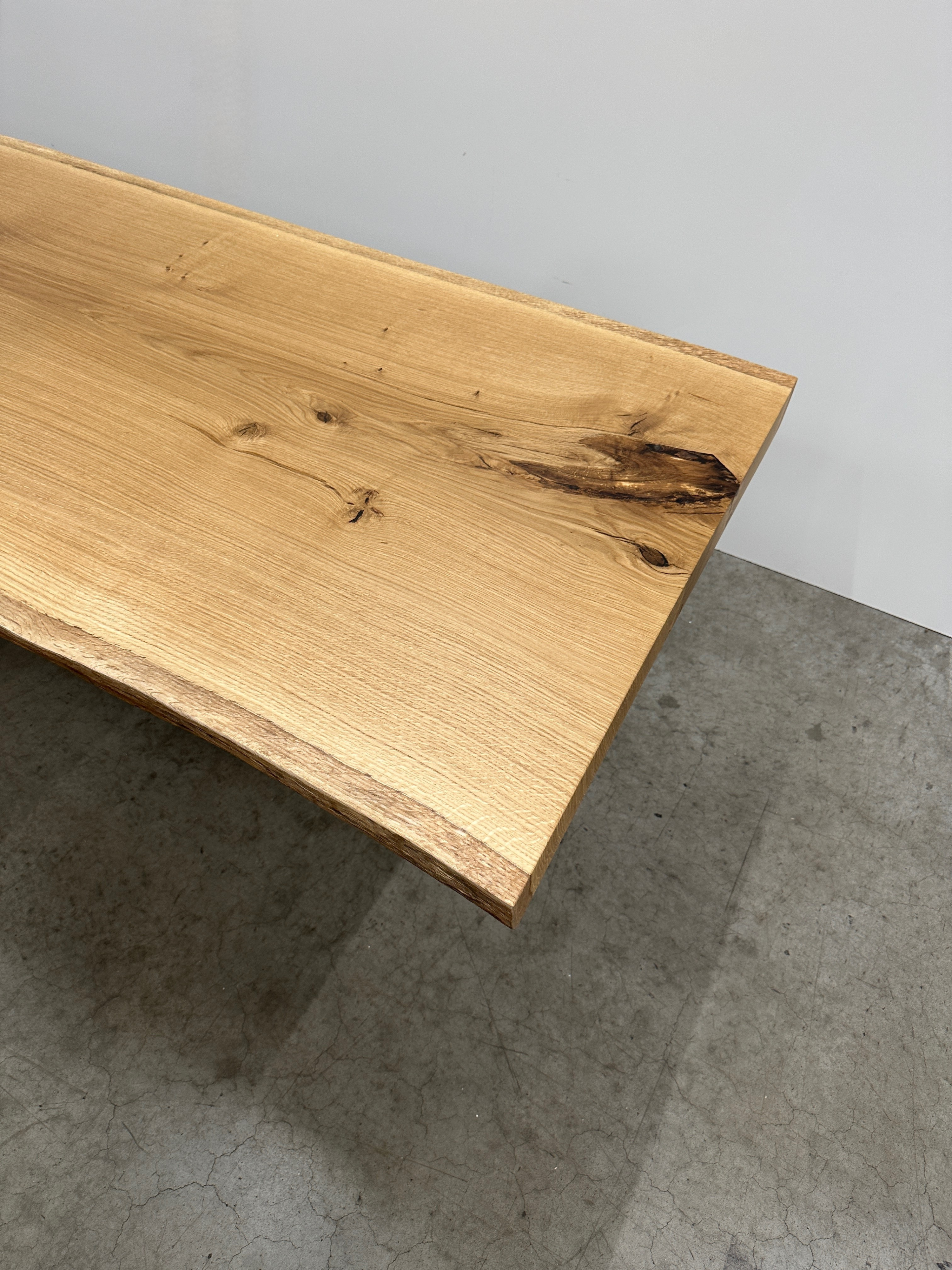Roble silvestre macizo - T31 - 277 x 86-100 x 6,5cm