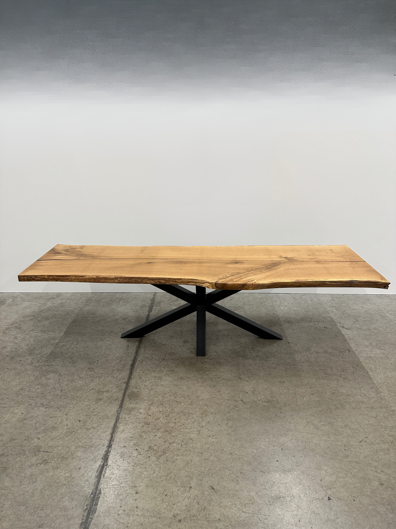 Massive Wildeiche - T6 - 279 x 81-91 x 5cm