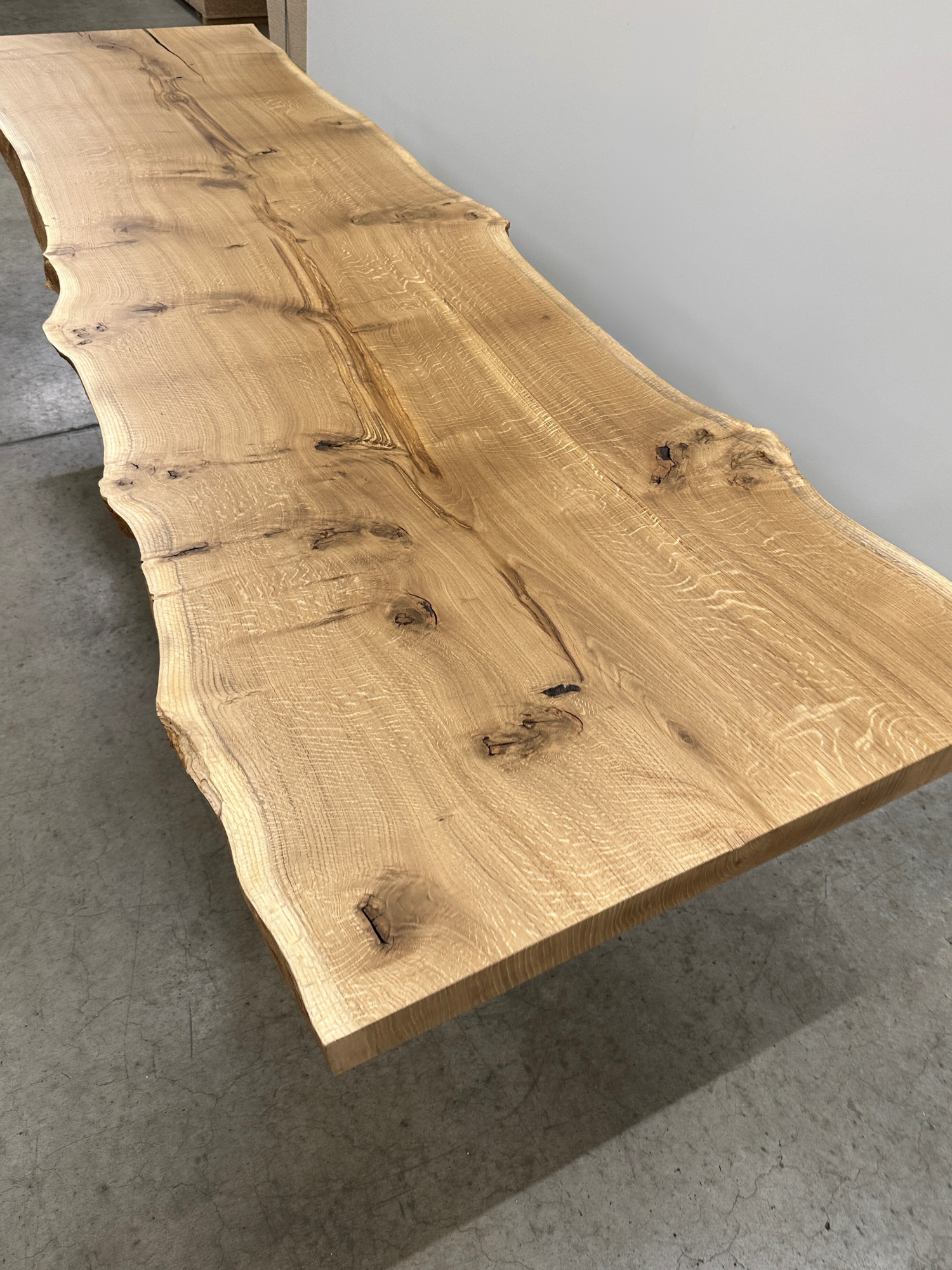 ROBLE SILVESTRE macizo - T15 - 340 x 89 - 103 x 6,5 cm